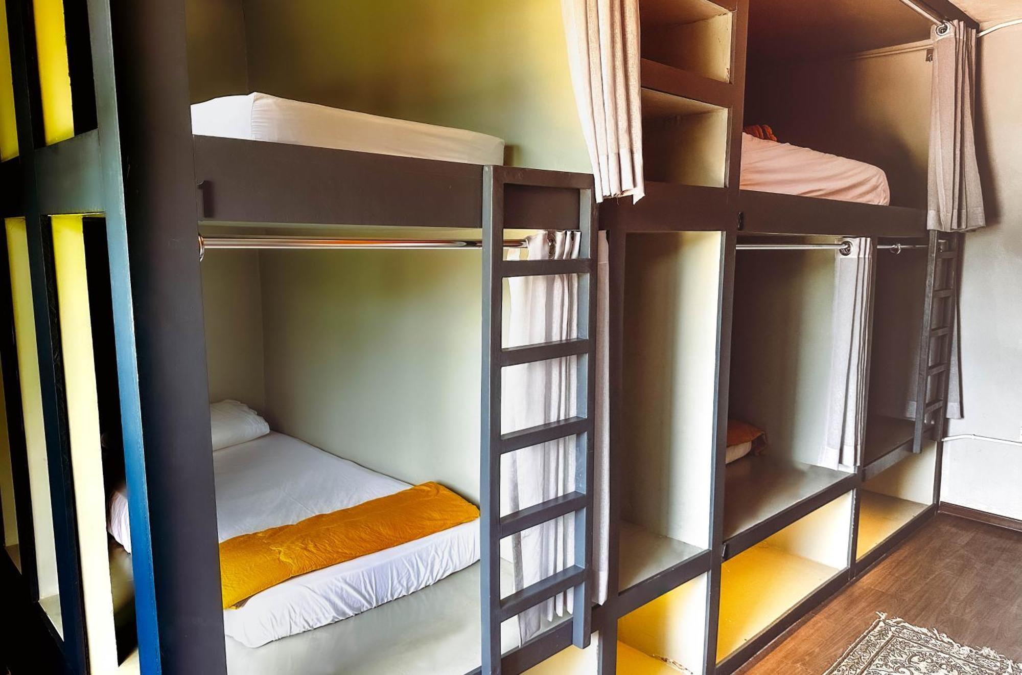 Arch Dormitorio Cenang Pantai Cenang  Esterno foto