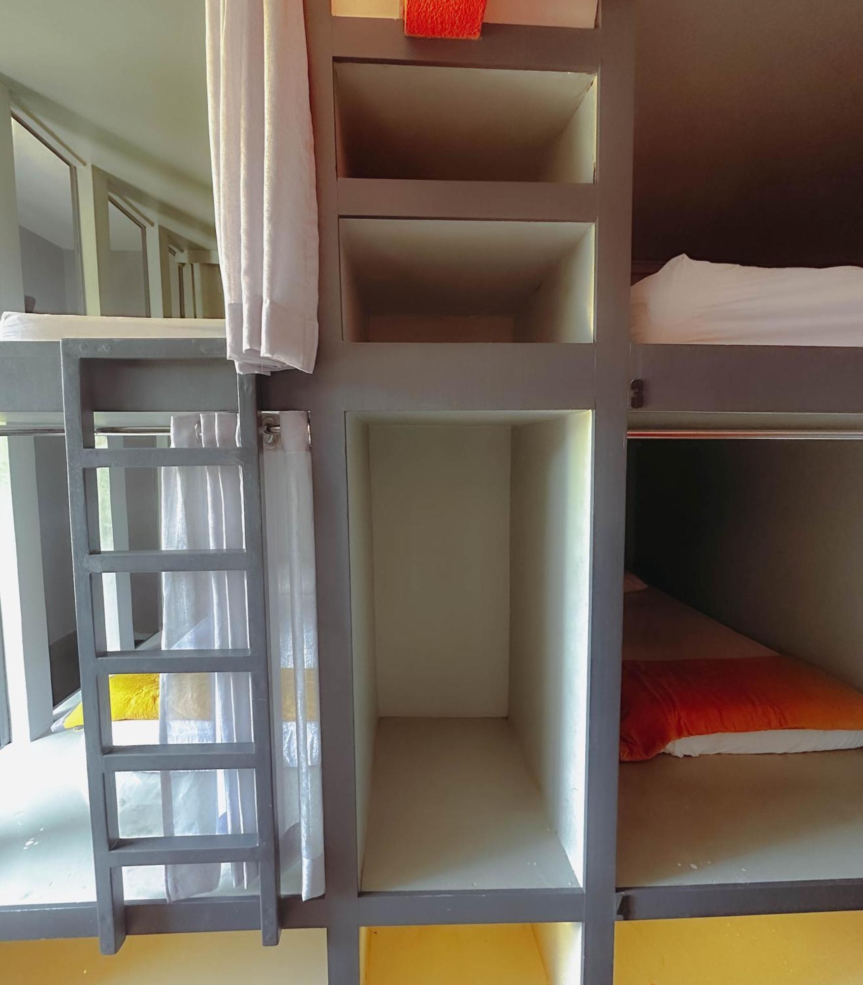 Arch Dormitorio Cenang Pantai Cenang  Esterno foto